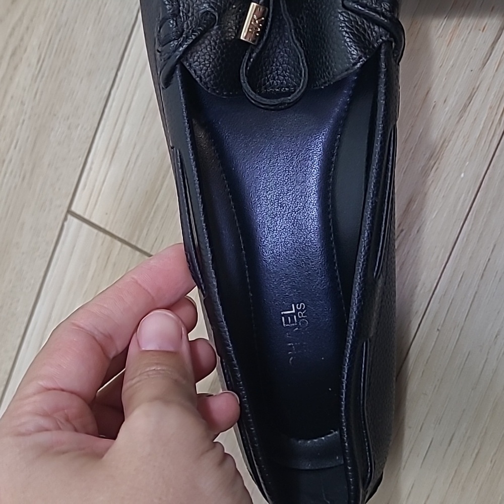 Michael Kors Elegant Black Loafers Size M - Picture 6 of 8